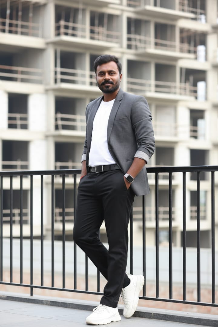 WhatsApp Image 2025-10-23 at 21.39.09_a14bc6d8